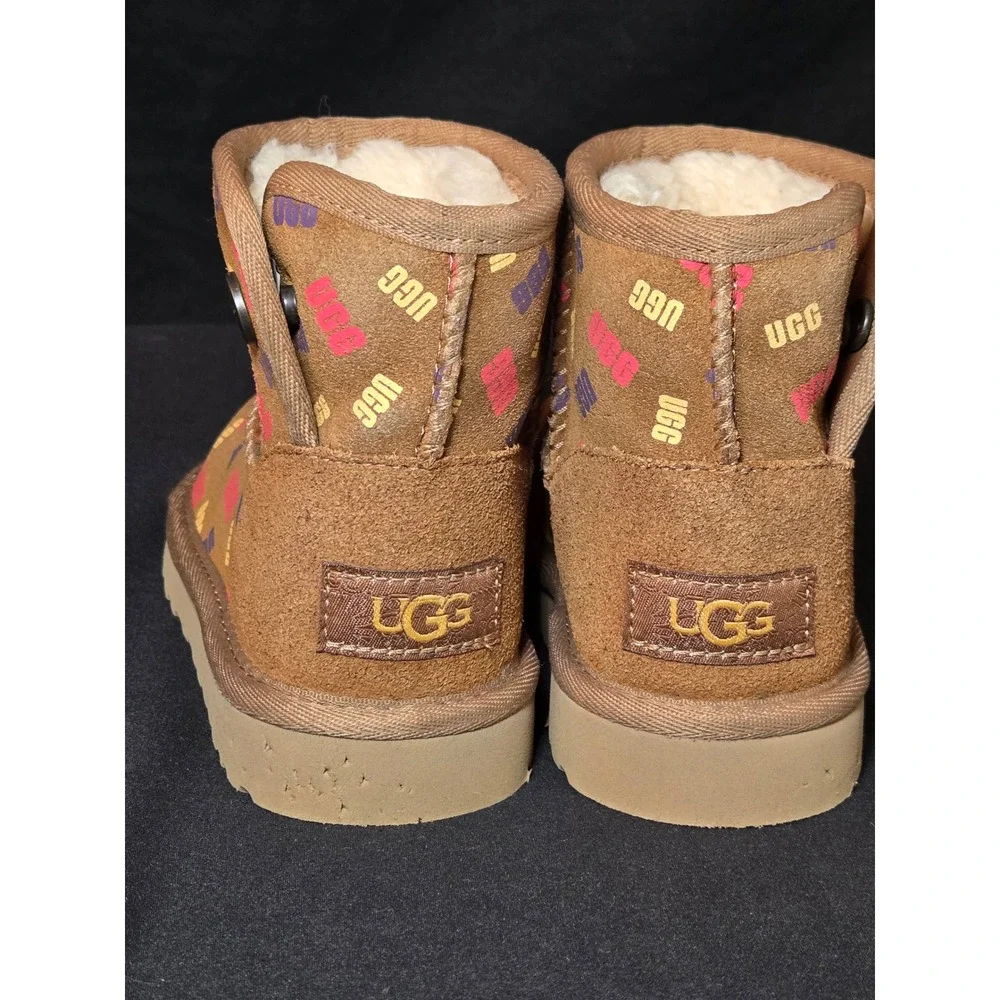 UGG toddler mini